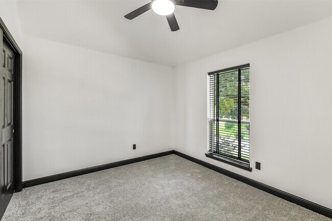 Primary Photo - 11915 Helene Ct