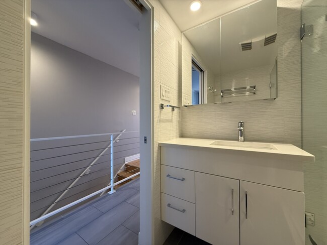 Building Photo - 1245 13th St NW