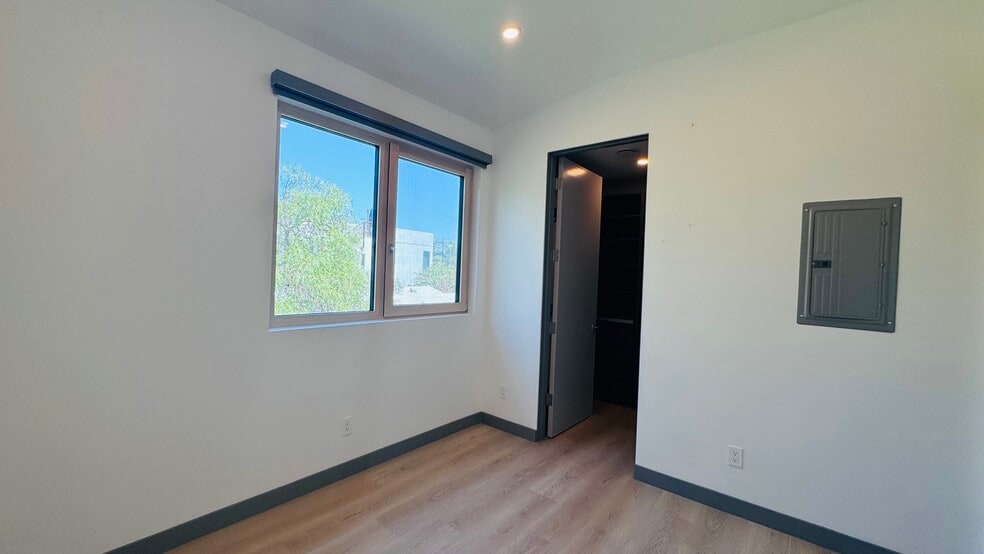 Building Photo - 12527 Wagner St