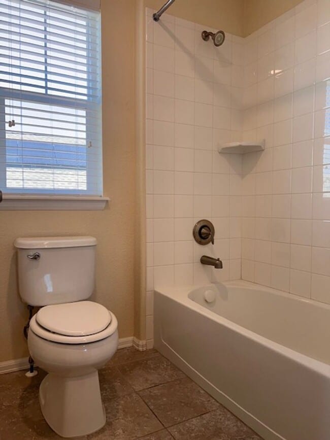 Building Photo - Beautiful Sierra Ridge 4-Bedroom, 3.5-Bath...