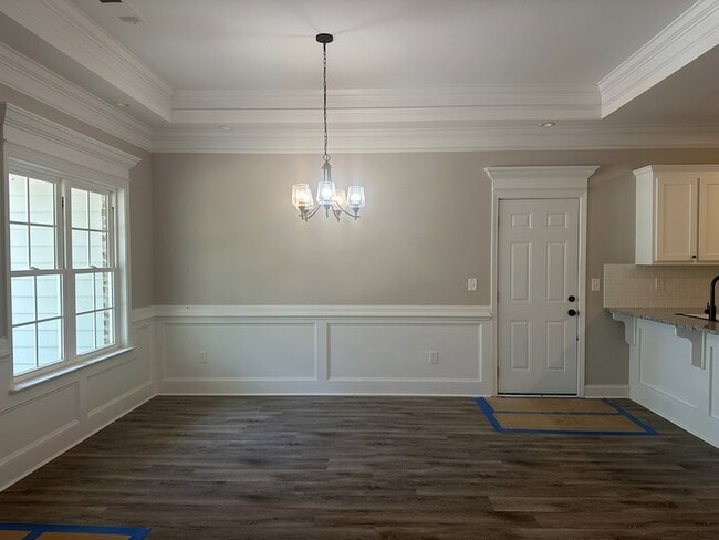 Building Photo - 116 Saxton Pl