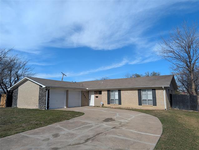 Building Photo - 2901 San Marcos Dr