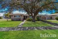 Building Photo - 6140 30th Ave N