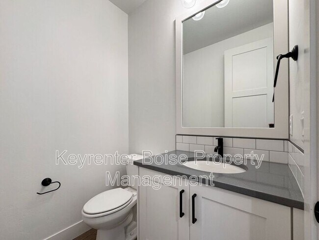 Building Photo - 2985 W Hidden Springs Dr