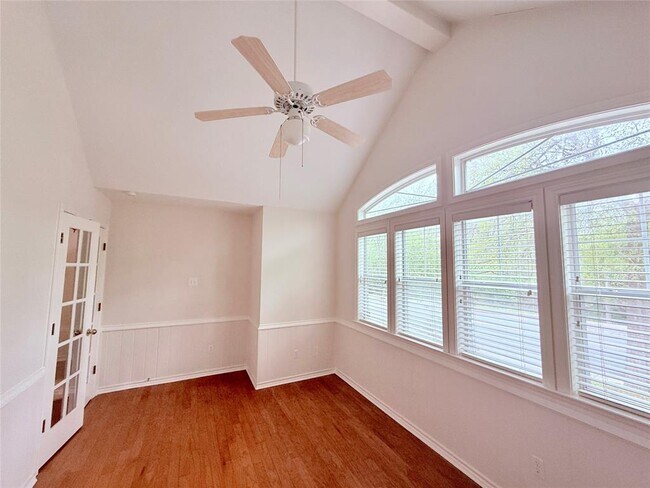 Building Photo - 5615 Shoal Creek Blvd