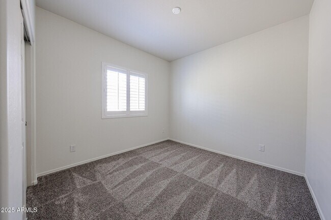 Building Photo - 24388 W Verlea Dr
