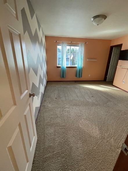 Building Photo - 2910 Alyssa Ct SE