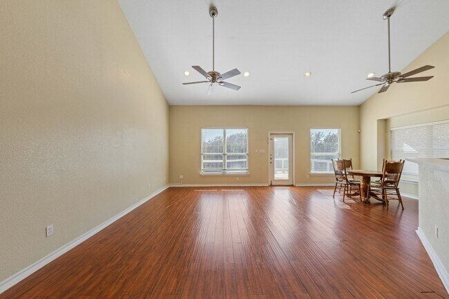 Building Photo - 146 Lindseys Cove