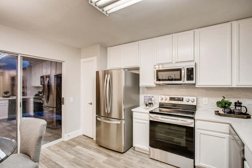 Building Photo - 1628 Coriander Dr