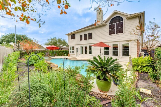 Building Photo - 27223 Camden Glen Ln