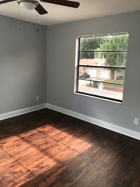 Building Photo - 1595 Megan Bay Cir