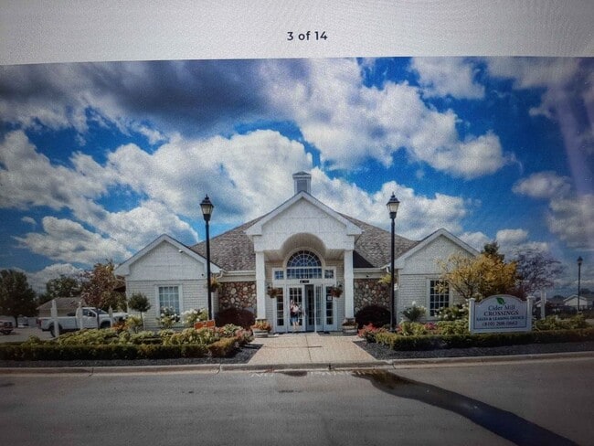 Building Photo - 9693 Edgeworth Dr