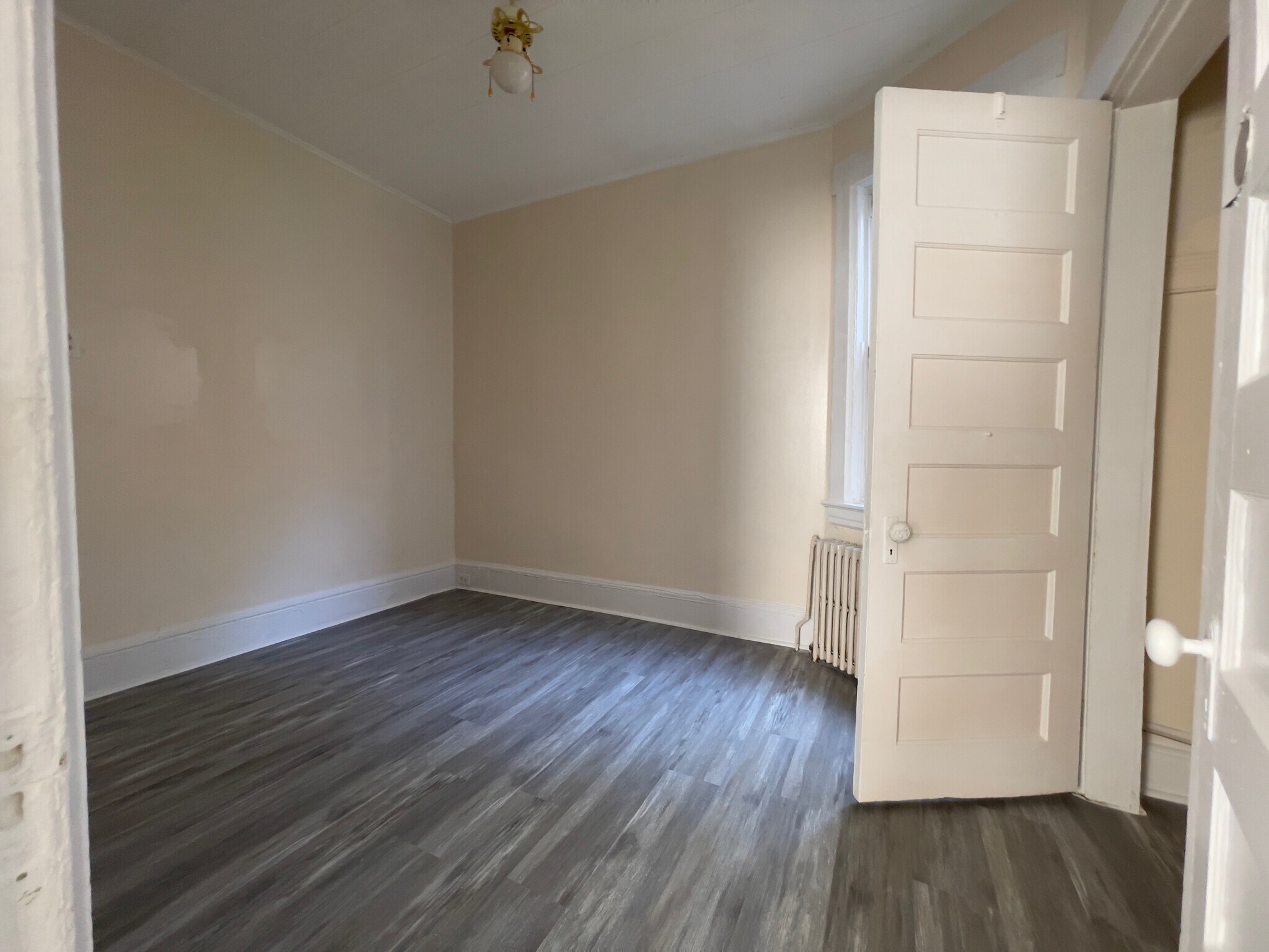 Unit 2 - 103 Storms Ave