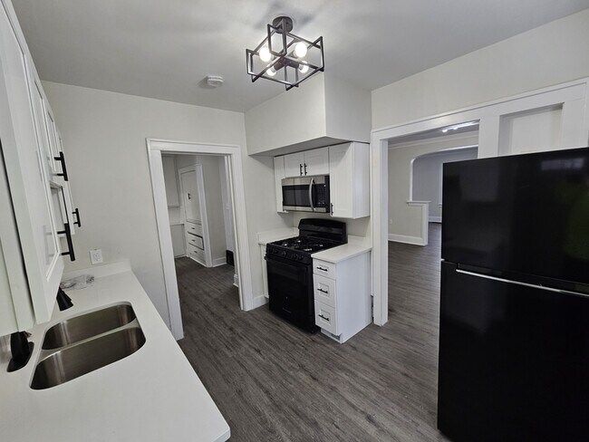 Building Photo - 9614 McCracken Rd