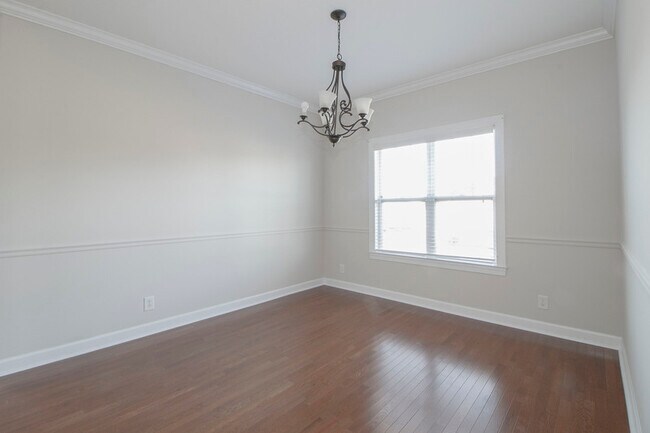Building Photo - 115 Annalise Dr