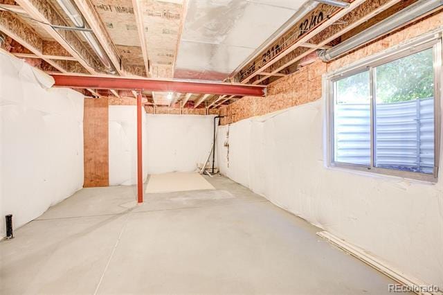 Building Photo - 2894 Bixby Ct