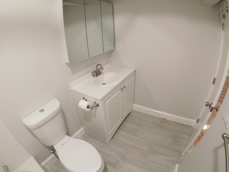 Building Photo - 1450 Commonwealth Avenue