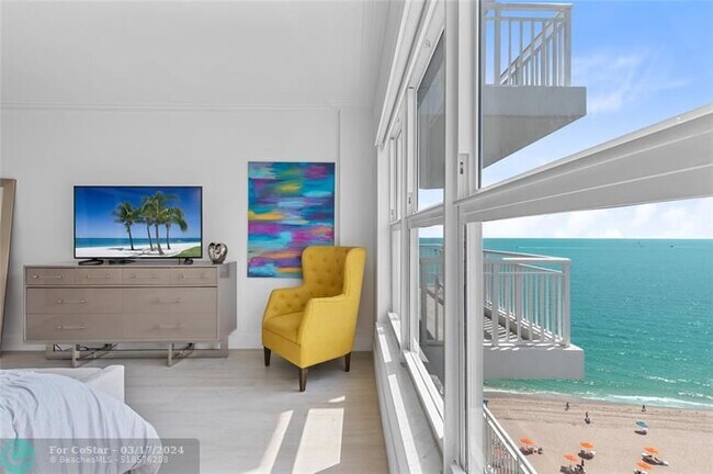 Building Photo - 3850 Galt Ocean Dr