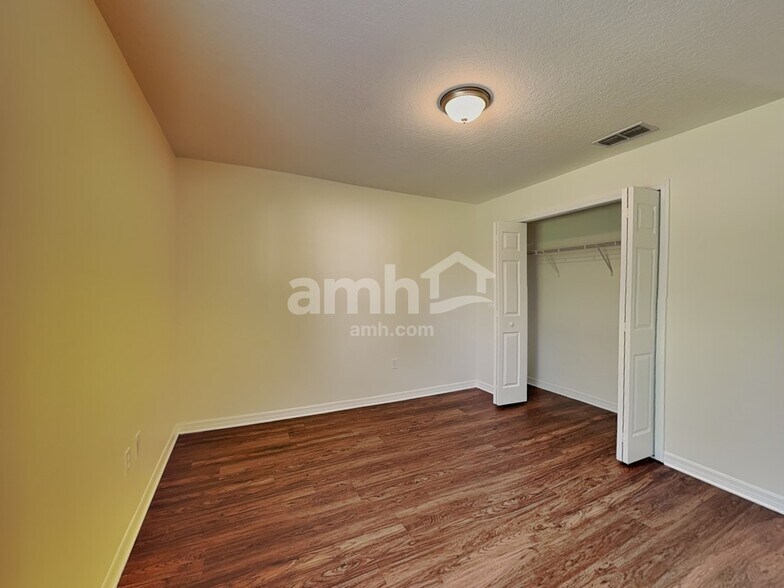 Building Photo - 3754 Benson Park Blvd