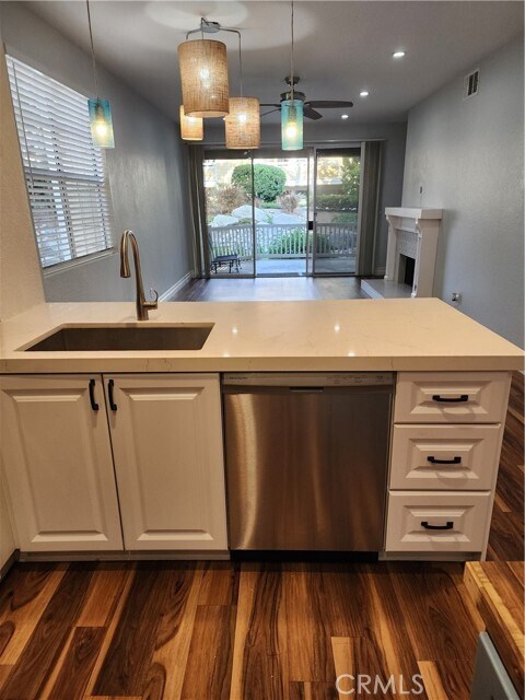 Building Photo - 3660 S Bear St