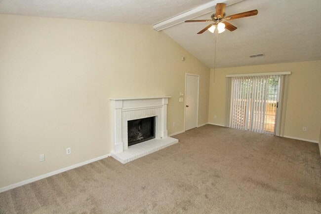 Building Photo - 210 Arborfield Way