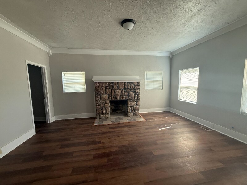 Building Photo - 4402 Immanuel St SW