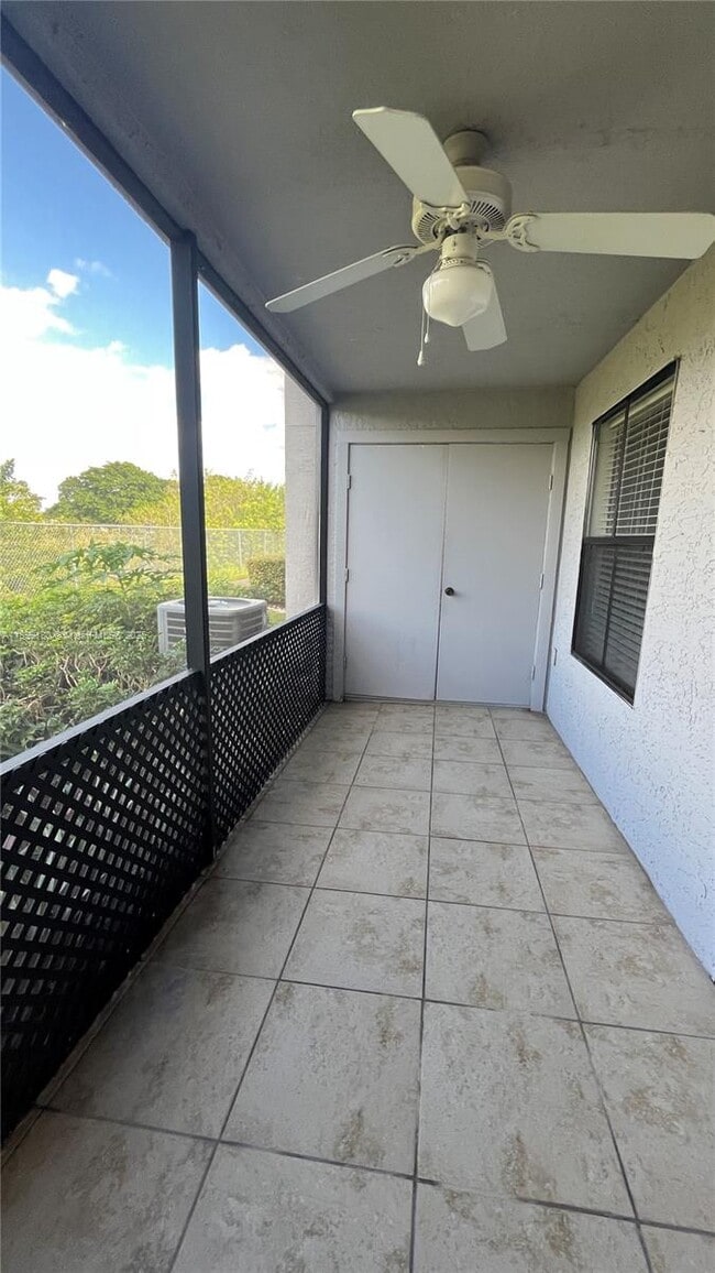 Building Photo - 15077 SW 103rd Terrace