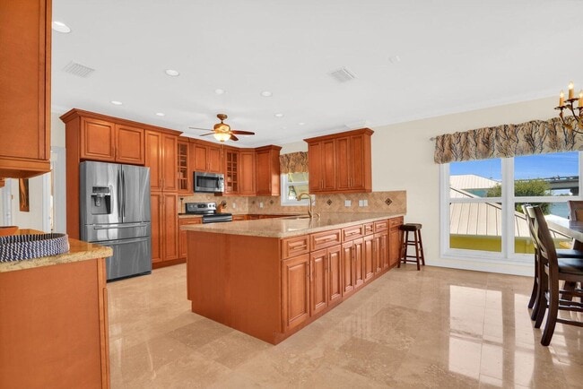 Building Photo - 1704 Del Haven Dr