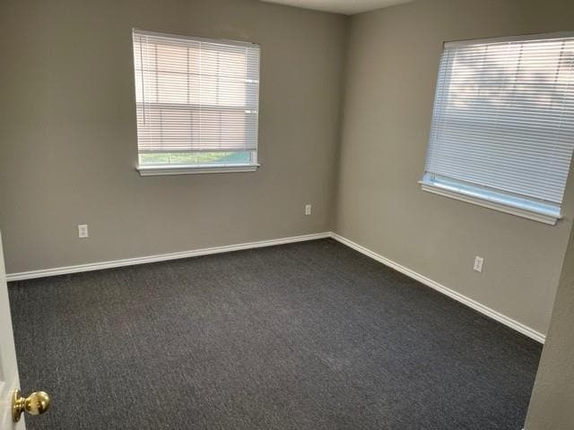 Building Photo - 204 Honey Bee Dr