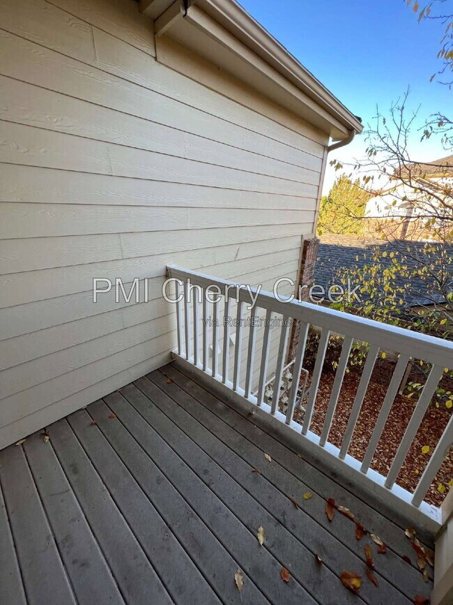 Building Photo - 5705 N Genoa Way