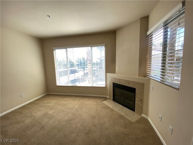 Building Photo - 7111 S Durango Dr