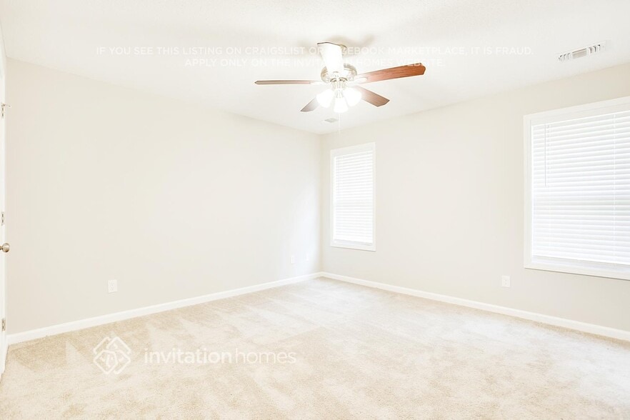 Building Photo - 17 Thorn Thicket Ct