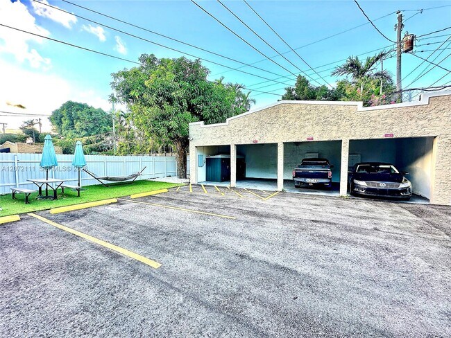 Building Photo - 2153 SW 14th Terrace