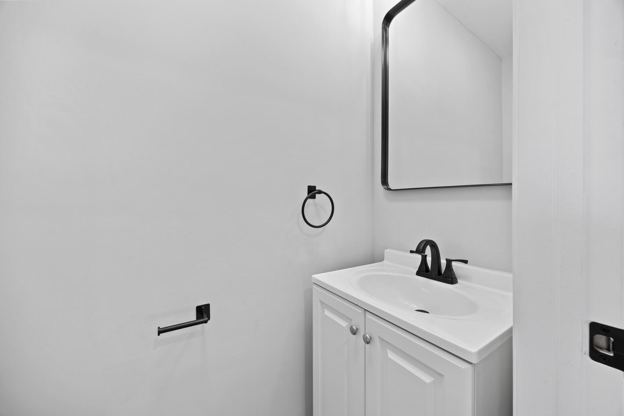 Building Photo - 5716 Leith Walk