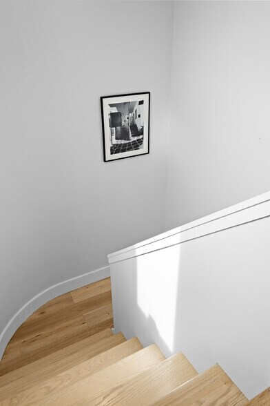 Building Photo - 9417 Winchester Ave