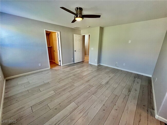Building Photo - 10838 Whipple Crest Ave