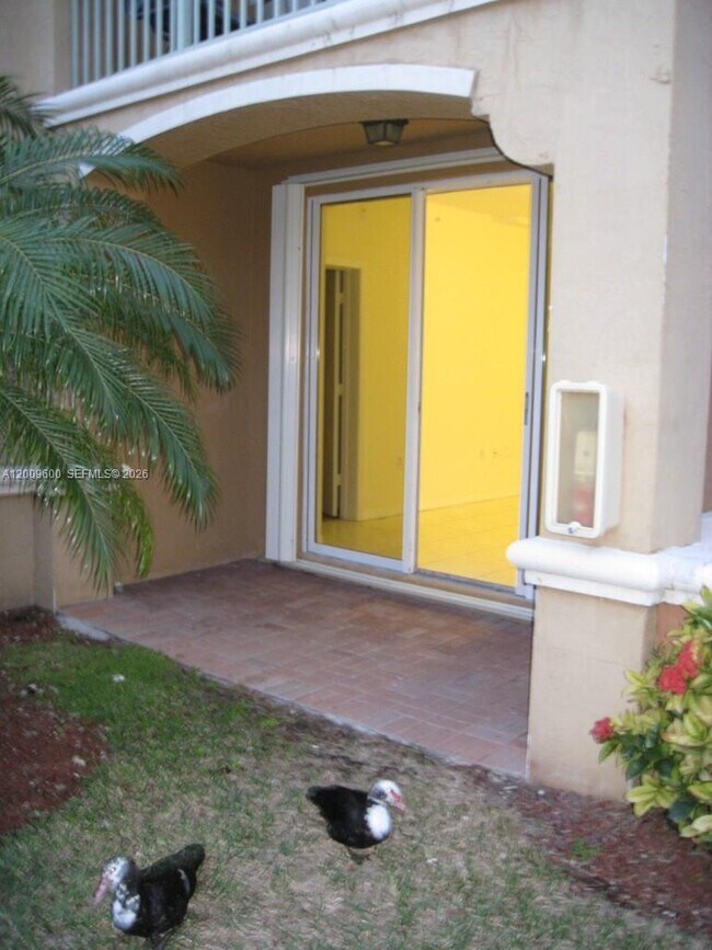Building Photo - 6630 NW 114th Ave
