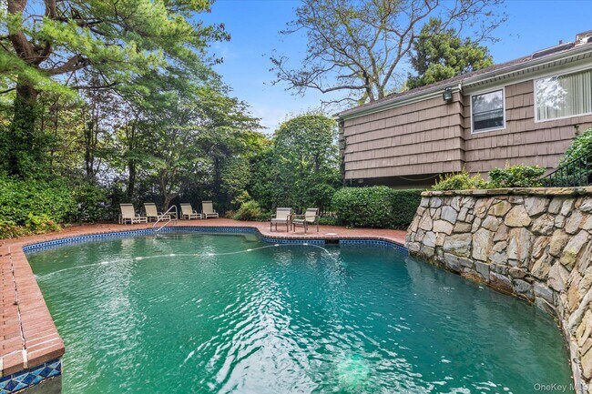 Building Photo - 19 Flamingo Rd