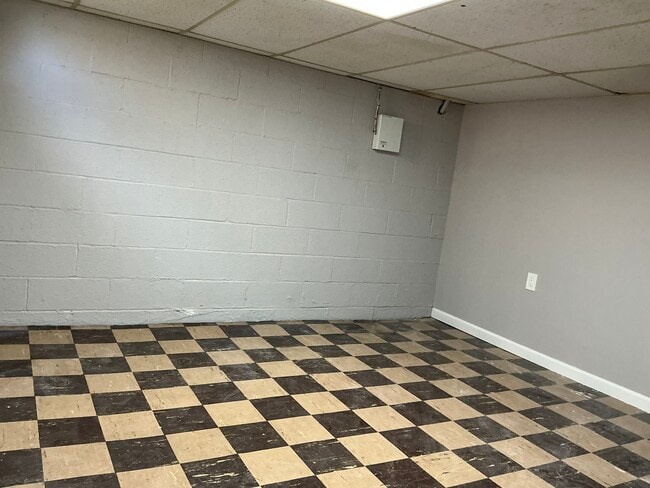 Building Photo - 2848 N Stiles St