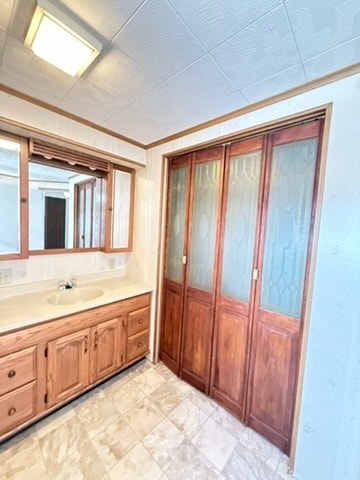 Building Photo - 113 N Center St