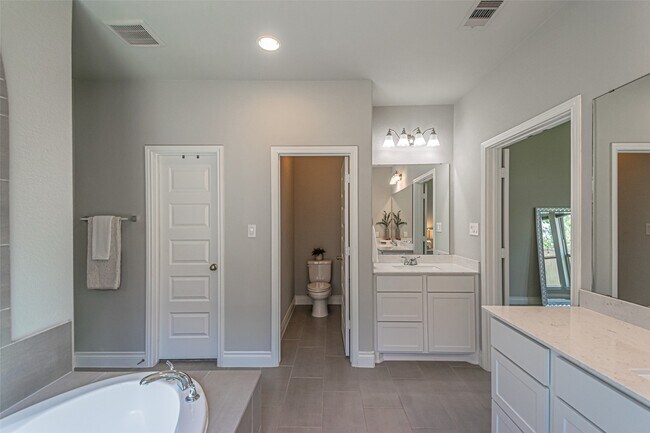 Building Photo - 546 Cedar Harbor Ct