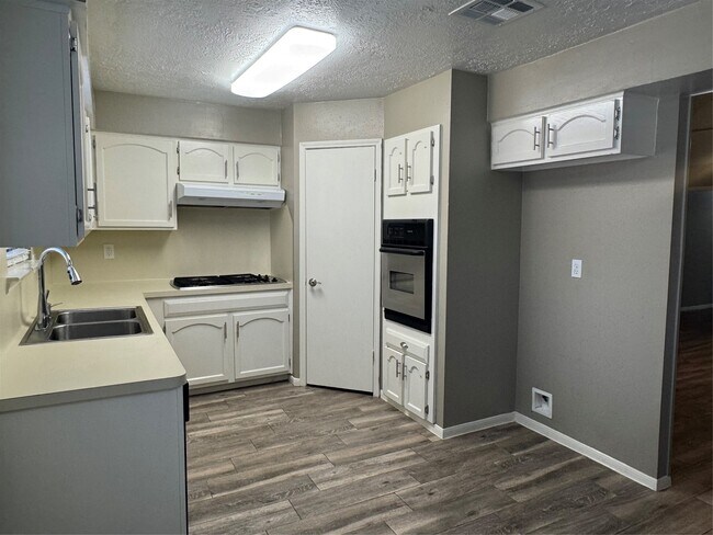 Building Photo - 9710 Galston Ln