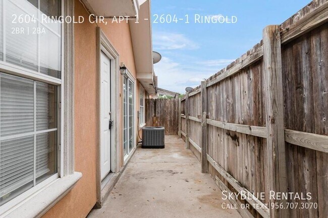 Building Photo - 2604 Ringold Cir