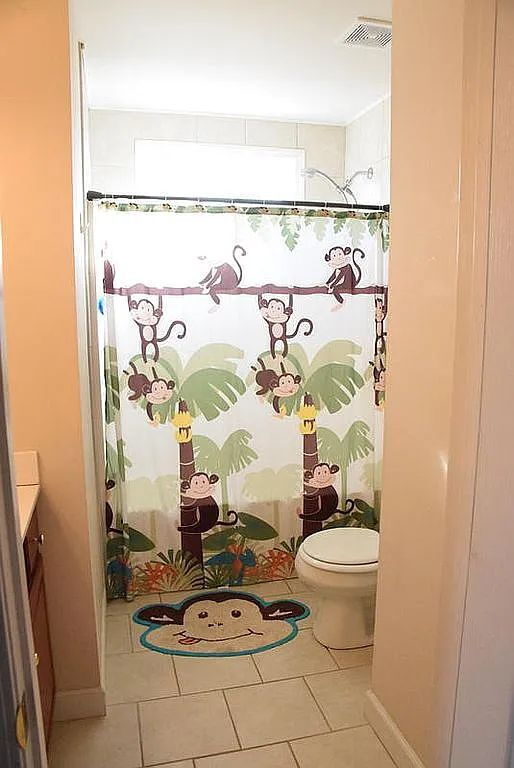 Building Photo - "COMING SOON! Discover Potential: Expansive 2,439 Sq Ft Space in Vibrant Nashville Locale!"