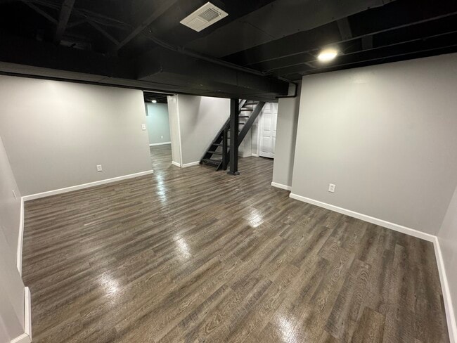 Bonus Area - 206 S 16th St