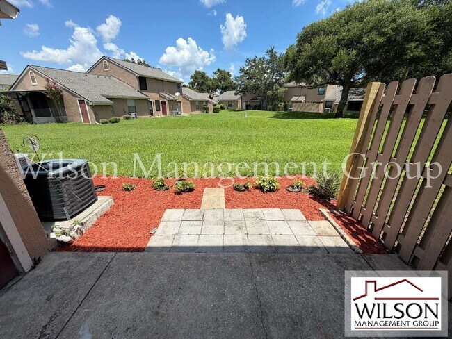 Building Photo - 609 Casa Park A Ct