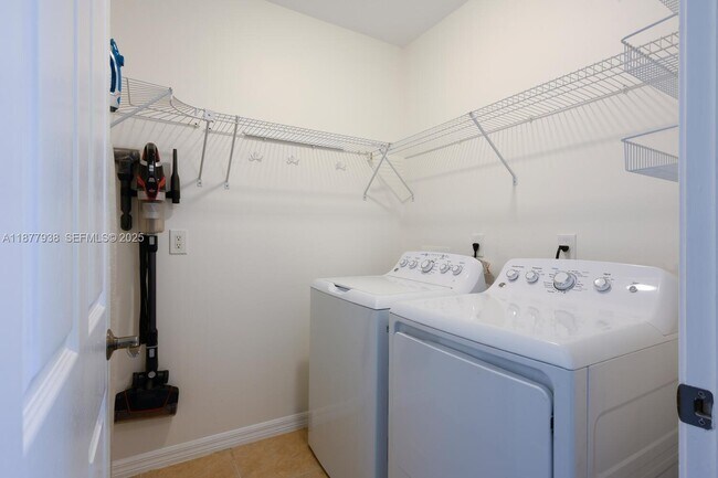 Building Photo - 198 Evergrene Pkwy