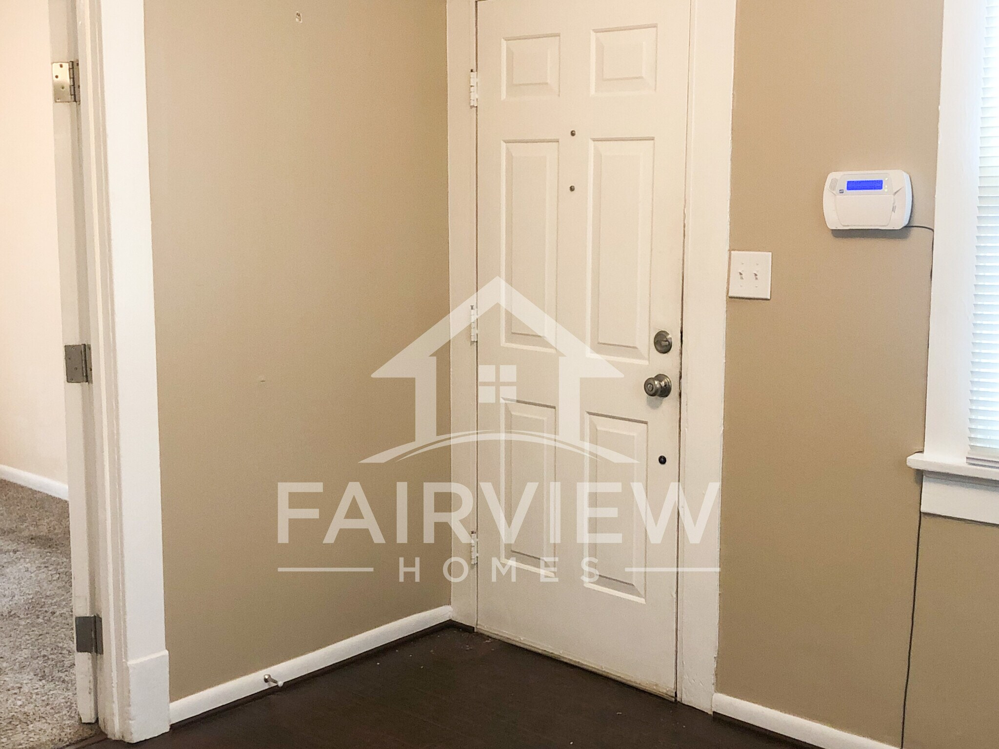 Living Room - 3520 Demott St