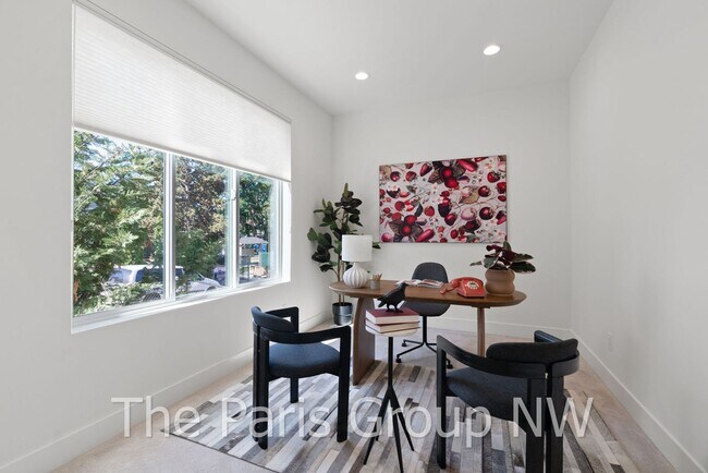 Building Photo - Stunning 2024 Built Downtown Kirkland Luxe Home for Rent! 3br/3.5ba/2410sf