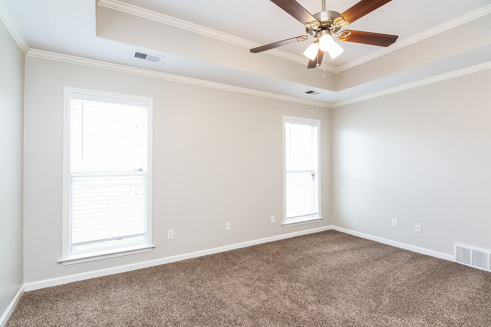 Building Photo - 1597 Far Dr